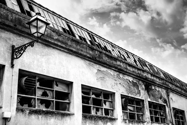 Fábrica Antiga Vintage Abandonada Lisboa — Fotografia de Stock