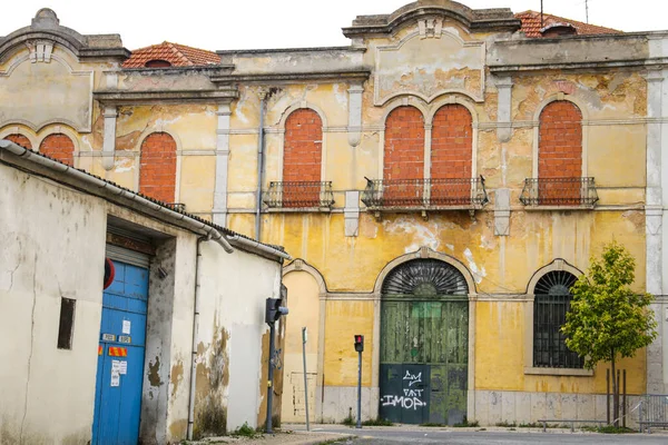 Lisbon Portugal October 2022 Old Vintage Abandoned Factories Lisbon Portugal — Stock Photo, Image