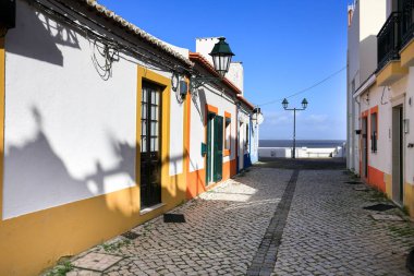 Alcochete, Lizbon 'da tipik cepheler ve dar sokaklar