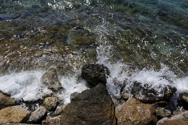 Hintergrund Wellen Krachen Spanien Auf Felsen — Stockfoto