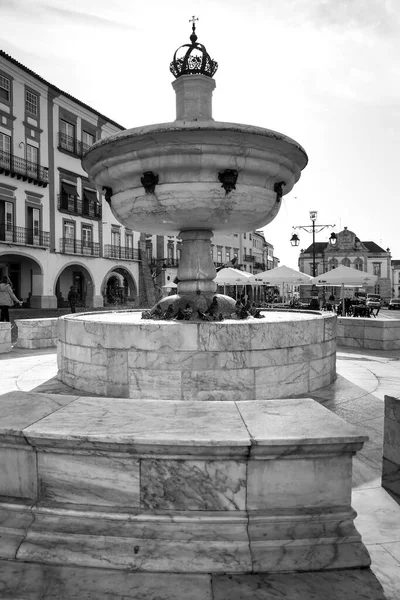 Evora Portogallo Ottobre 2022 Bella Fontana Nella Piazza Principale Della — Foto Stock