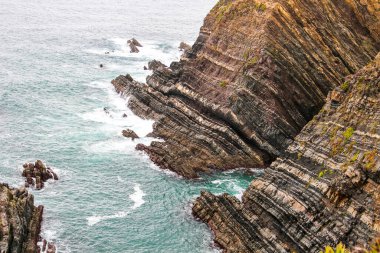 Cabo Sardao burnu, güzel uçurumları ve Portekiz 'deki Cesur Atlantik Okyanusu.