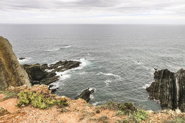 Cabo Sardao Com Suas Belas Falésias Corajoso Oceano Atlântico Portugal — Fotografia de Stock