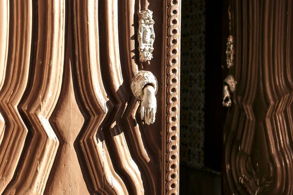 Stare Drewniane Drzwi Mieście Tavira Portugalia — Zdjęcie stockowe