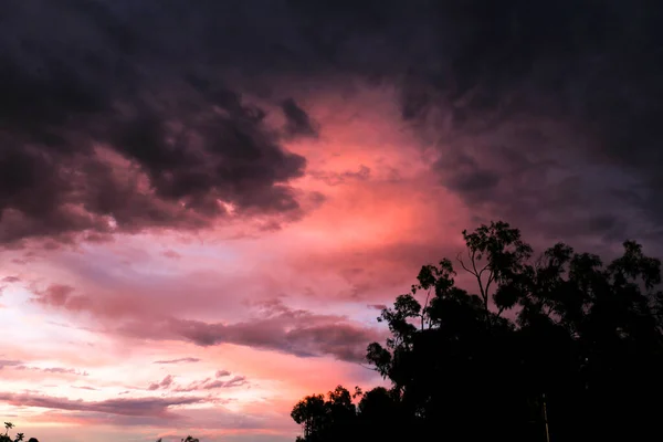Nuvens Cor Rosa Céu Lindo Pôr Sol Alicante Verão — Fotografia de Stock