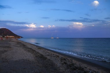 Salinas, Cabo de Gata, Almeria, İspanya - 17 Haziran 2023 Cabo de Gata, İspanya 'daki Salinas plajında