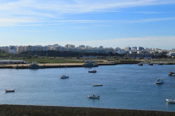 Ferragudo Portekiz Ekim 2022 Ferragudo Şehrinin Güzel Arade Nehri Balıkçı — Stok fotoğraf