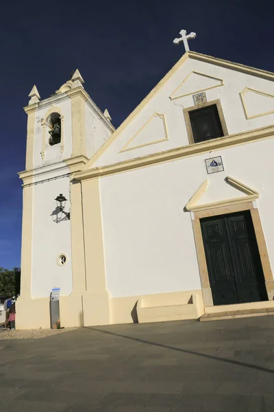 Ferragudo Πορτογαλία Οκτωβρίου 2022 Αρχιτεκτονικές Λεπτομέρειες Και Πρόσοψη Της Εκκλησίας — Φωτογραφία Αρχείου
