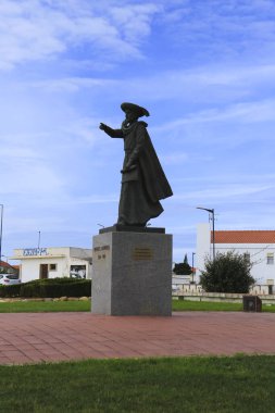 Sagres, Algarve, Portekiz- 20 Ekim 2022: Sagres 'te Gezgin Prens Henry' nin heykeli