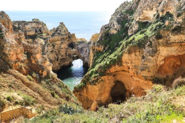 Portekiz, Algarve 'deki Ponta da Piedade doğal özellikleri, kayalıkları ve kireçtaşı oluşumları