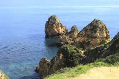 Portekiz, Algarve 'deki Ponta da Piedade doğal özellikleri, kayalıkları ve kireçtaşı oluşumları