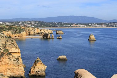 Portekiz, Algarve 'deki Ponta da Piedade doğal özellikleri, kayalıkları ve kireçtaşı oluşumları
