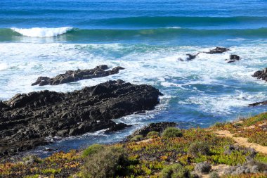 Alentejo, Vicentina sahillerindeki kayalıklar, kayalıklar ve koylar, Portekiz
