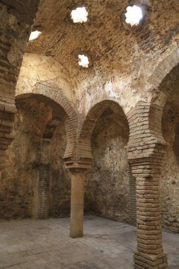 Ronda, Malaga, İspanya... 23 Ekim 2023: Eski Ronda kasabasındaki Arap hamamlarının mimari detayları