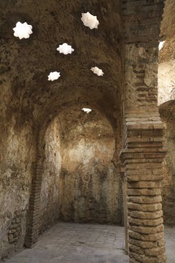 Ronda, Malaga, İspanya... 23 Ekim 2023: Eski Ronda kasabasındaki Arap hamamlarının mimari detayları