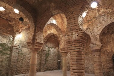Ronda, Malaga, İspanya... 23 Ekim 2023: Eski Ronda kasabasındaki Arap hamamlarının mimari detayları