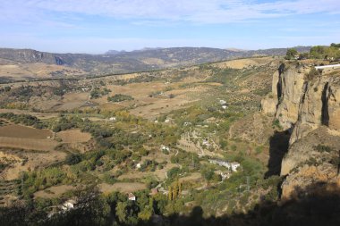 İspanya 'nın Malaga eyaletindeki Ronda şehrinin güzel panoramik manzarası.