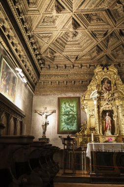 Cuenca, İspanya - 10 Aralık 2023 Cuenca, İspanya Katedrali 'nin mimari detayları