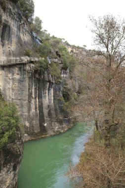 İspanya Cuenca bölgesindeki Priego Boğazı ve Escabas Nehri