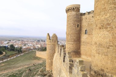 Belmonte, Cuenca, İspanya... 10 Aralık 2023: Cuenca bölgesindeki Belmonte Kalesi ve Kulesi