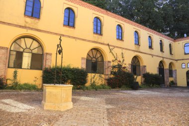 Sanlucar de Barrameda, Cadiz, İspanya - 2 Ekim 2023: Las Caballerizas de Montpensier, Sanlucar de Barrameda köyündeki Orleans Sarayı 'nın bir parçası