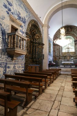 Olivenza, Badajoz, İspanya... 23 Ekim 2024 Olivenza kasabasındaki Kutsal Ruh Şapeli 'nin mimari detayları.