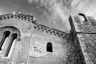 İspanya 'nın Cartagena şehrindeki Santa Maria la Vieja katedralinin kalıntıları.