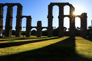 Merida 'nın güzel Roma su kemeri' Mucizeler Aqueduct '