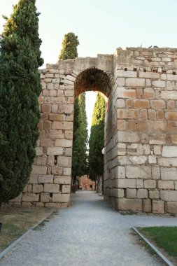 Merida şehrindeki Güzel Mağripli Alcazaba duvarları