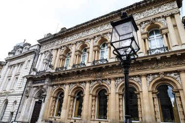 Bristol, İngiltere - 28 Mart 2024: Bristol 'deki Güzel Liman Oteli cephesi