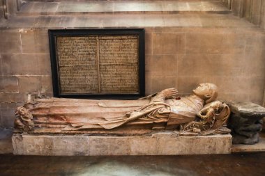 Bristol, İngiltere - 29 Mart 2024: William Canynges 'in Mezarı ve Heykeli St. Mary Redcliffe Kilisesi' ndeki Genç