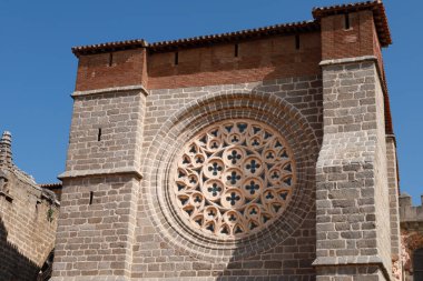 Avila Katedrali 'nin mimari detayları, eski Avila şehrinde Kurtarıcı Katedrali olarak adlandırılır.