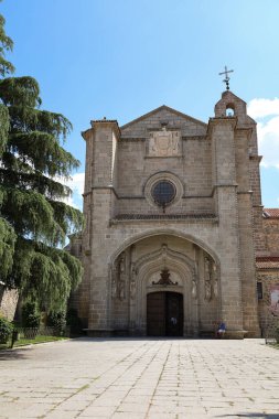 Avila, Castilla y Leon, İspanya - 18 Ağustos 2024: Avila 'daki St. Thomas Kraliyet Manastırı