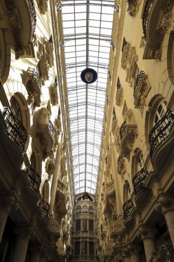 Lodares Geçidi, Albacete şehrinde modernist stil, İspanya