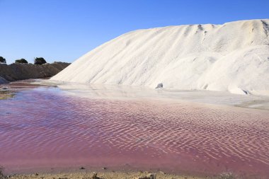 Santa Pola kasabası Alicante, İspanya 'nın doğal parkında güzel bir manzara.
