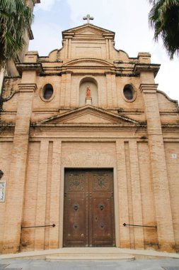 Burnuslem, Valencia, İspanya... 26 Kasım 2024: Eski kasaba Burnuslem, Valencia 'daki Purisima Concepcion Kilisesi