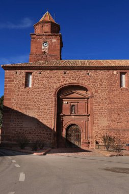 Rodenas, Teruel, İspanya - 6 Ocak 2025: Rodenas kasabası, Teruel, İspanya 'daki Santa Catalina Kilisesi