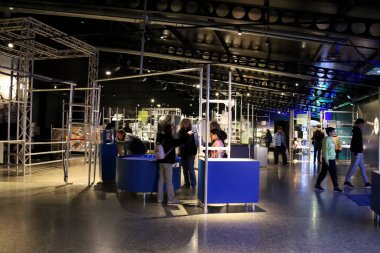 Valencia, İspanya - 27 Aralık 2024 Valencia City 'deki Uzay Sergisi' ne