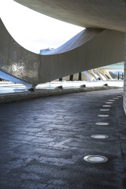 Valencia, İspanya - 27 Aralık 2024: Valencia Sanat Şehri 'ndeki opera binası Palacio de las Artes Reina Sofia' nın mimari detayları