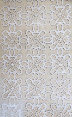 İspanya 'nın eski şehri Segovia' da oyulmuş taş bir ev duvarı.