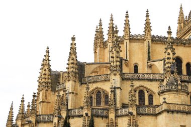 Segovia Katedrali 'nin mimari detayları