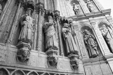 Morella kasabası Castellon, İspanya 'daki Santa Maria Belediye Başkanı Başrahip Kilisesi' nin mimari detayları