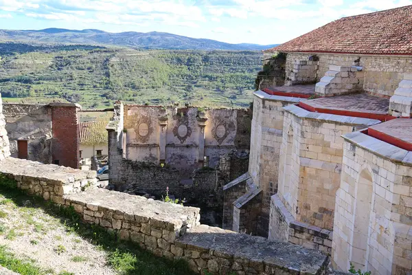 Morella kasabası, Castellon, İspanya 'daki San Francisco manastırının kalıntıları.