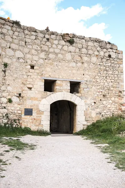 Morella, Castellon, İspanya... 18 Nisan 2025 Morella Kalesi ve Kalesi