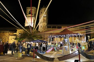 Alcaraz, Albacete, İspanya - 2 Mayıs 2025: Alfonsi Ortaçağ Pazarı