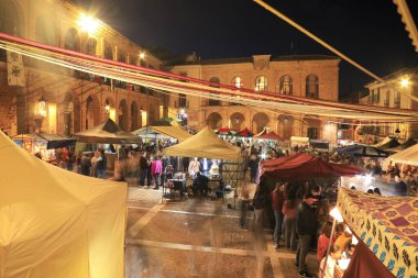 Alcaraz, Albacete, İspanya - 2 Mayıs 2025: Alfonsi Ortaçağ Pazarı