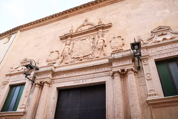 Chinchilla de Montearagon, Albacete, İspanya... 22 Mart 2025: Chinchilla de Montearagon kasabasında oyulmuş taş parlayan tarihi ev