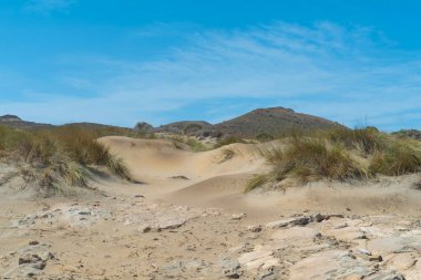 Almerya İspanya 'da plajı olan küçük bir kasaba. Tatilinizi geçirmek için rahatlatıcı bir yer.