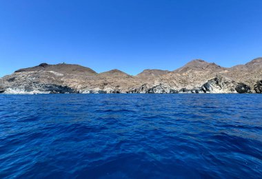 Almerya İspanya 'da plajı olan küçük bir kasaba. Tatilinizi geçirmek için rahatlatıcı bir yer.