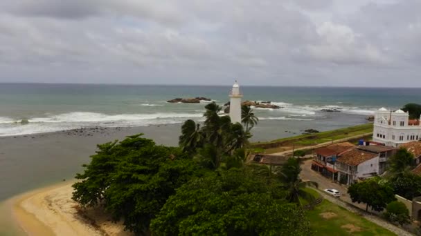 スリランカのガレ市に灯台付きの旧植民地時代の砦 — ストック動画